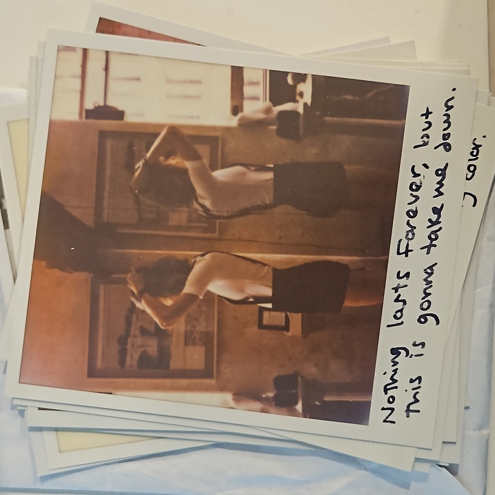TSWIFT 1989 album polaroids + CD